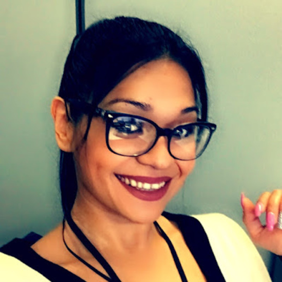 Meet your Posher, Melanie - Picture 1 of 1